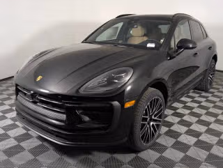 2026 Porsche Macan's photo