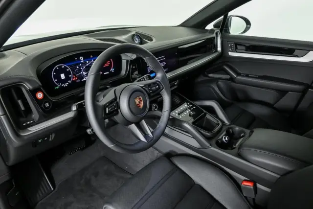2025 Porsche Cayenne Coup Base - Photo 30