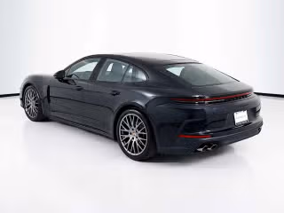 2026 Porsche Panamera Base - Photo 17