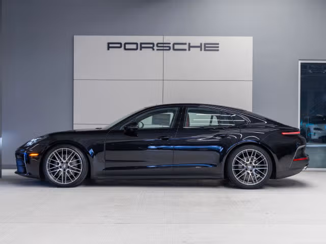 2026 Porsche Panamera Base - Photo 10