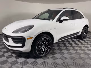 2026 Porsche Macan T's photo
