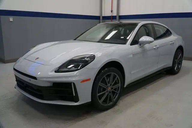 2026 Porsche Panamera Base - Photo 8