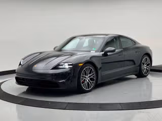 2022 Porsche Taycan 4S's photo