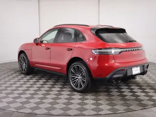 2025 Porsche Macan Base - Photo 21