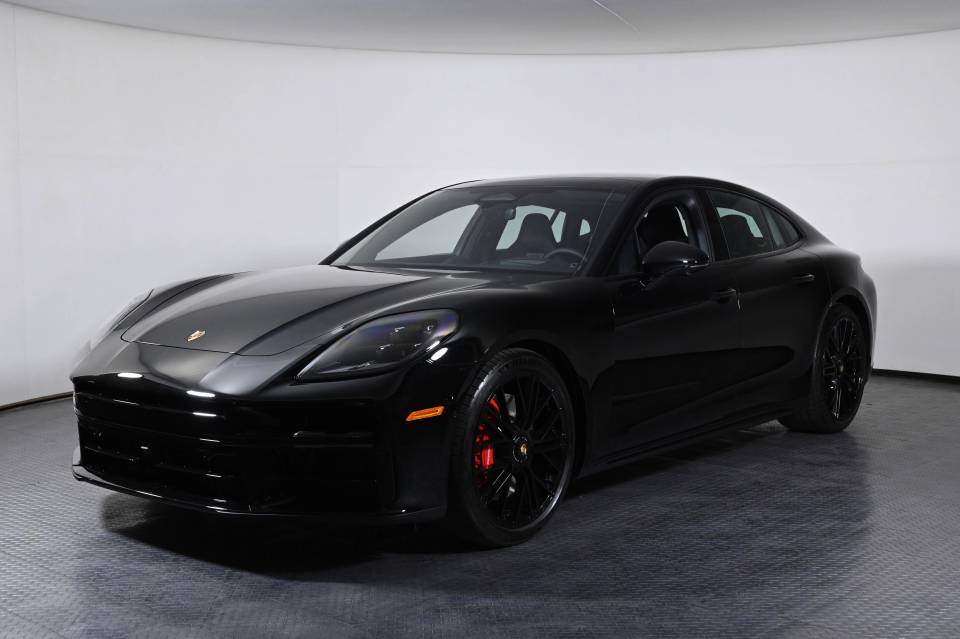 2026 Porsche Panamera