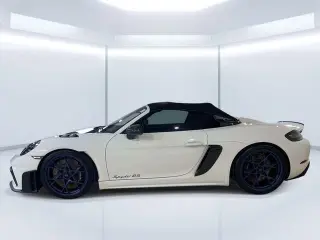 2025 Porsche 718 Spyder RS - Photo 29