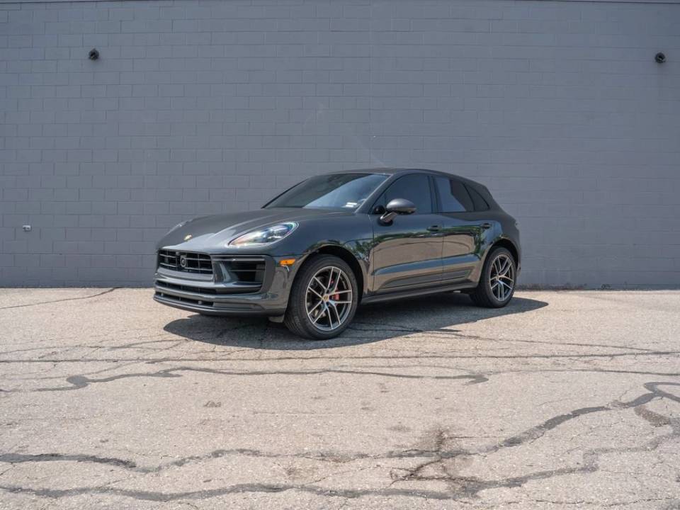 2023 Porsche Macan