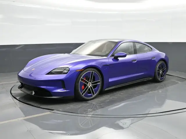 2026 Porsche Taycan GTS - Photo 6