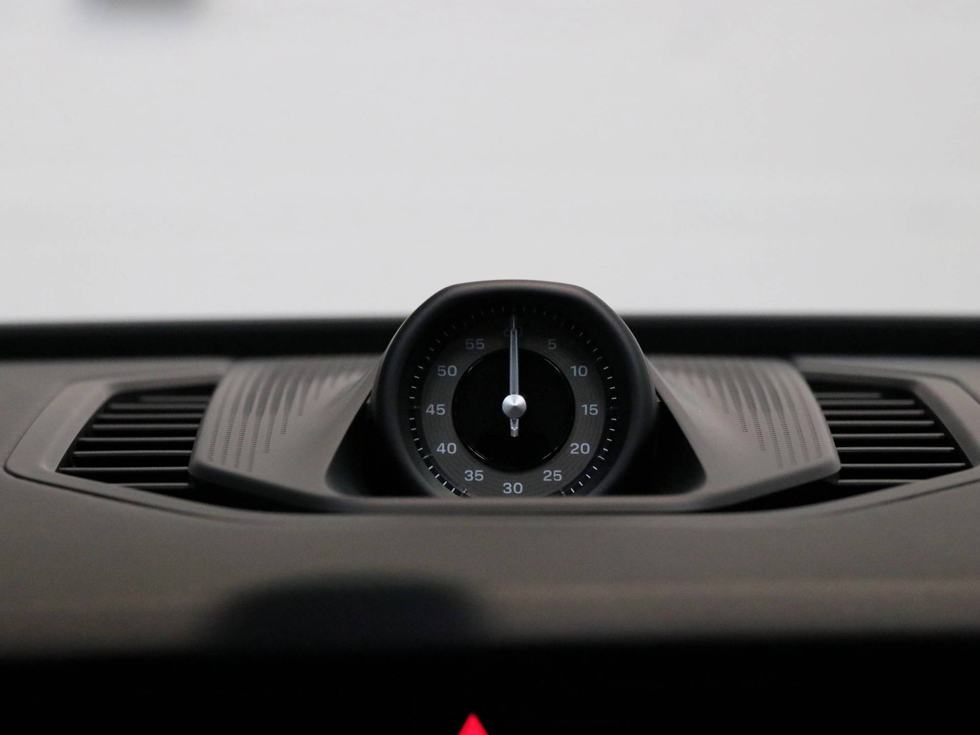 Cayenne Turbo Electric Coupé, photo 35 of 35
