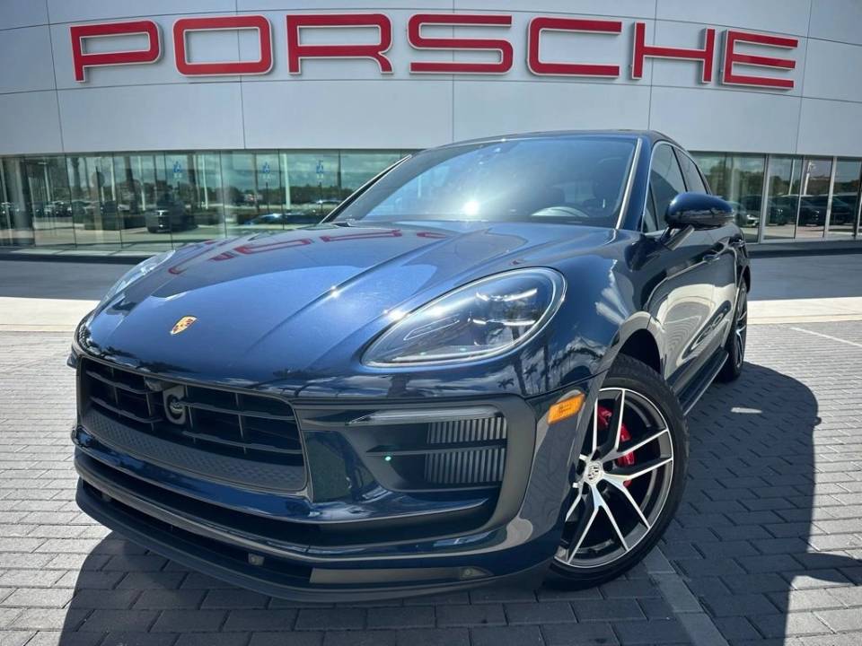 2022 Porsche Macan S