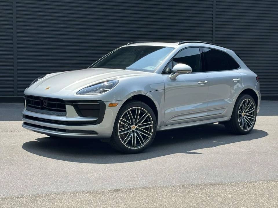 2026 Porsche Macan