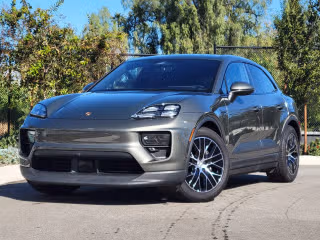 2025 Porsche Macan