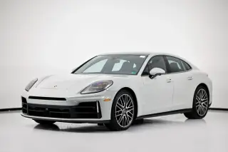 2026 Porsche Panamera Base