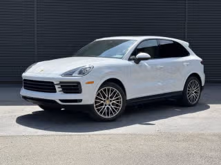 2022 Porsche Cayenne Platinum Edition's photo