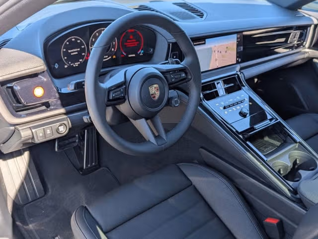 2026 Porsche Panamera Base - Photo 26