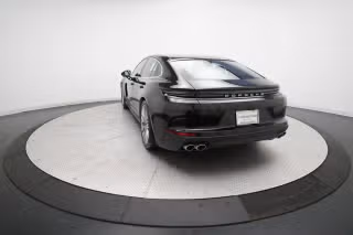 2026 Porsche Panamera Base - Photo 17