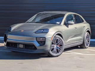 2025 Porsche Macan