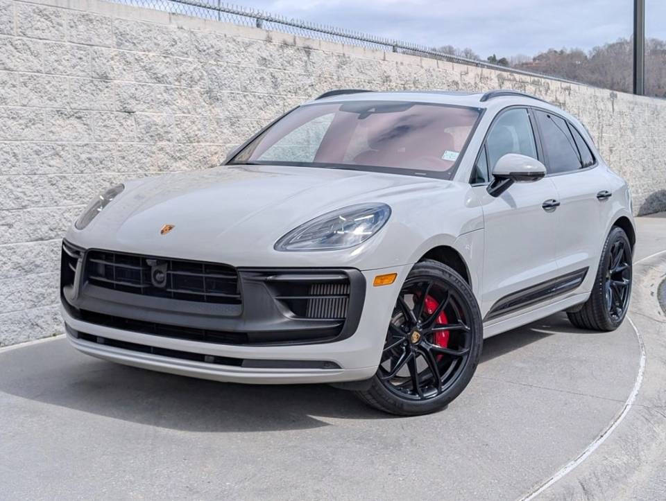 2022 Porsche Macan GTS