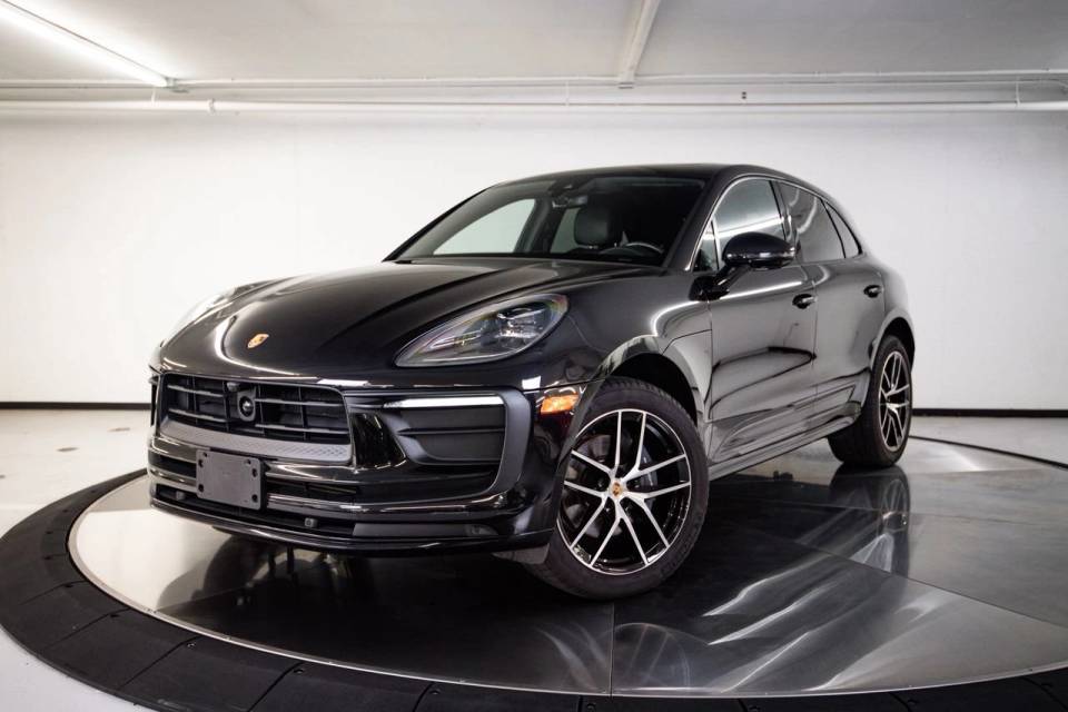 2023 Porsche Macan