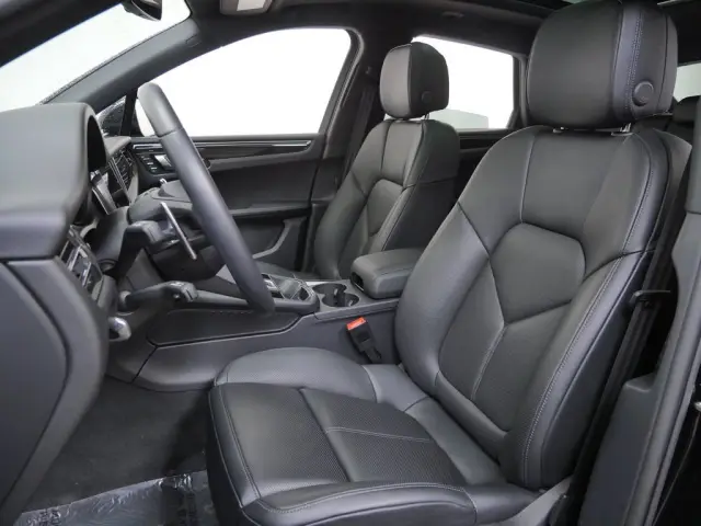 2026 Porsche Macan T - Photo 38