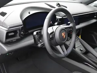 2026 Porsche Macan Base - Photo 37