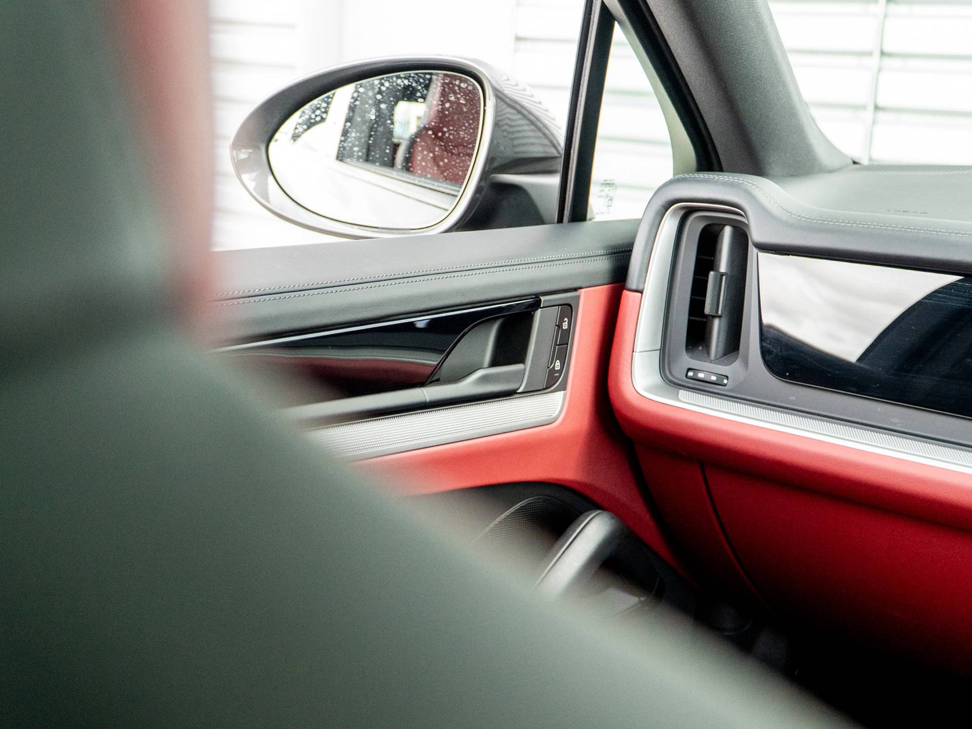Cayenne S E-Hybrid Coupé, photo 33 of 33