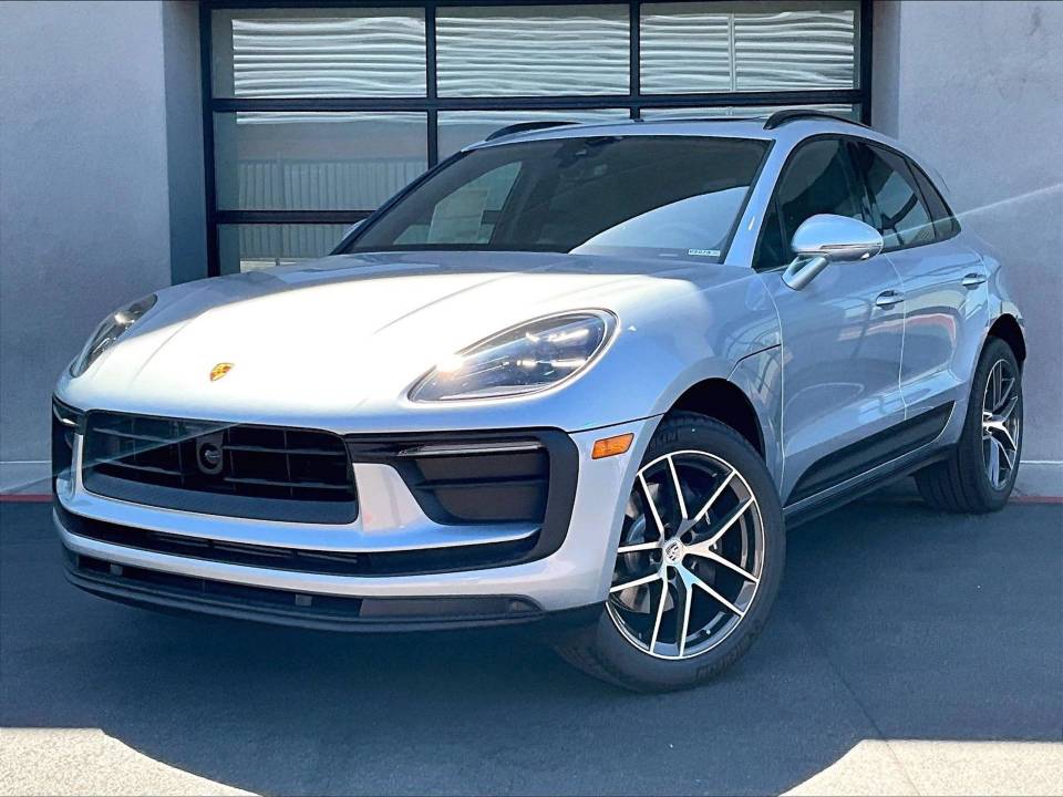 2026 Porsche Macan T