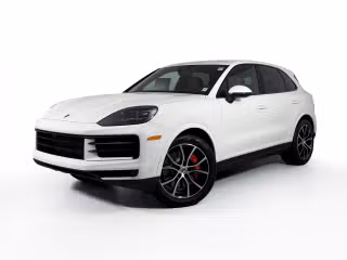2026 Porsche Cayenne S's photo