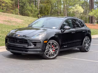 2026 Porsche Macan S's photo
