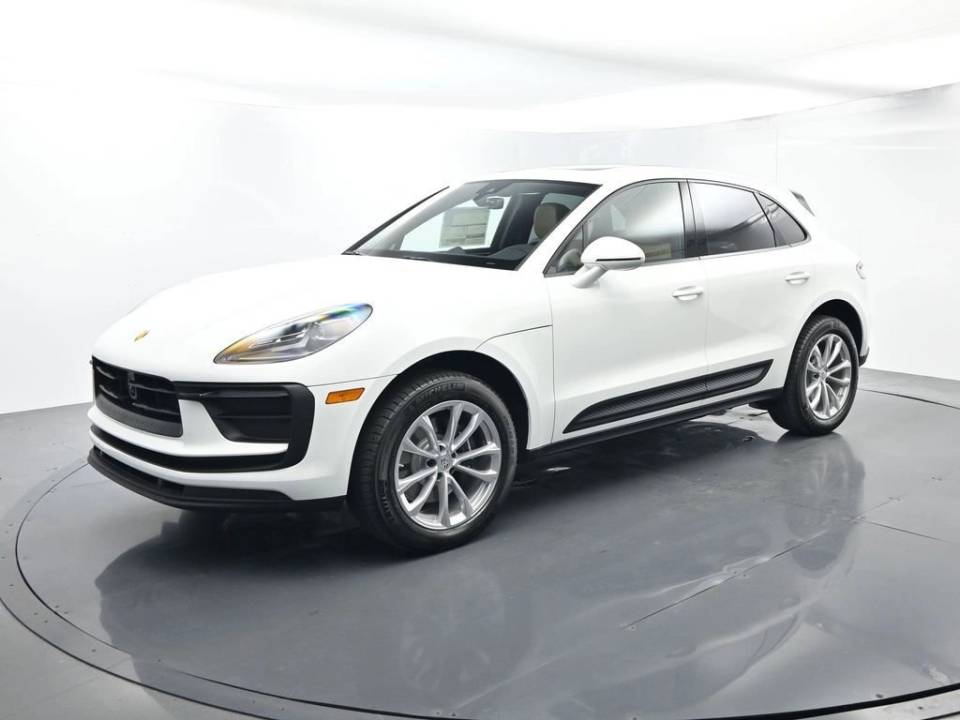 2026 Porsche Macan