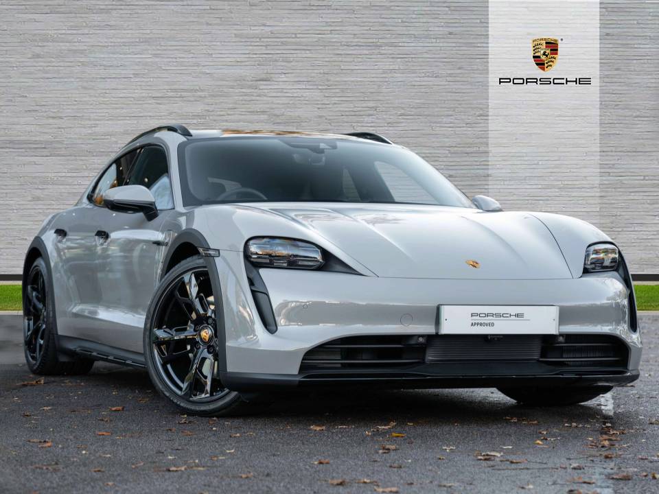 Buy Pre-Owned Porsche Taycan 4 Cross Turismo at Porsche Centre South London
