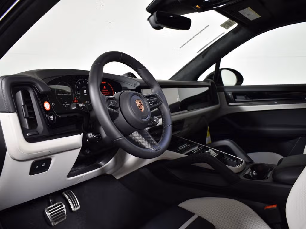 2026 Porsche Cayenne GTS - Photo 28