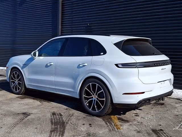 2026 Porsche Cayenne E-Hybrid - Photo 19