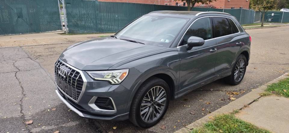 2022 Audi Q3
