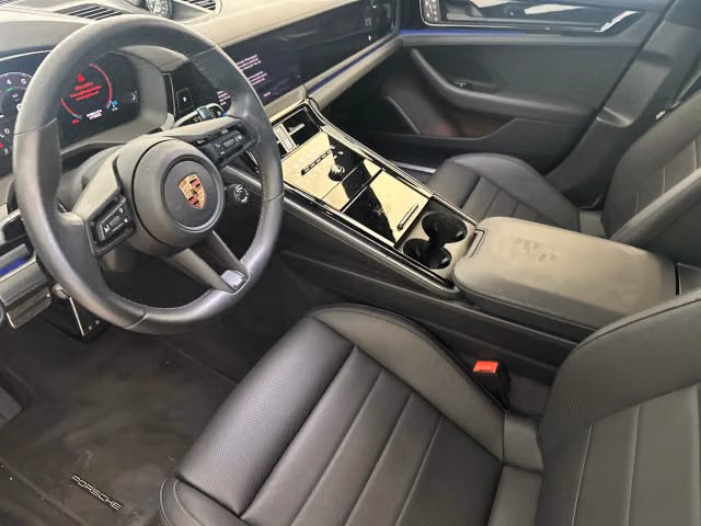 2026 Porsche Panamera 4 E-Hybrid - Photo 26