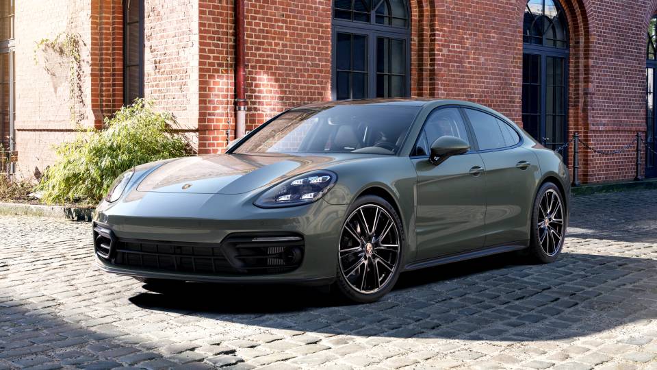 2023 Porsche Panamera Platinum Edition
