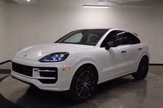 2026 Porsche Cayenne -'s photo