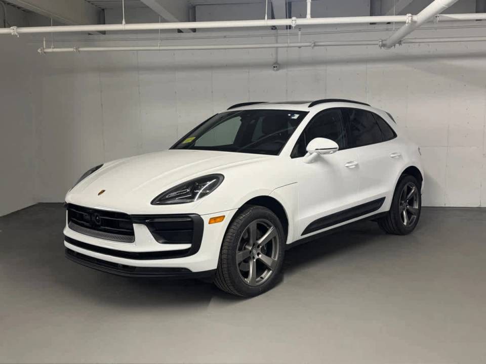 2024 Porsche Macan T