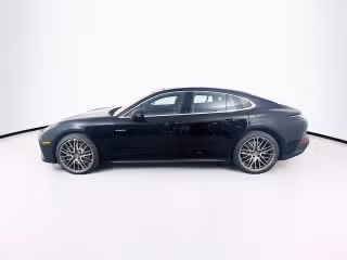 2026 Porsche Panamera 4 E-Hybrid - Photo 9