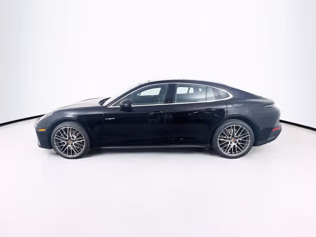 2026 Porsche Panamera 4 E-Hybrid - Photo 10