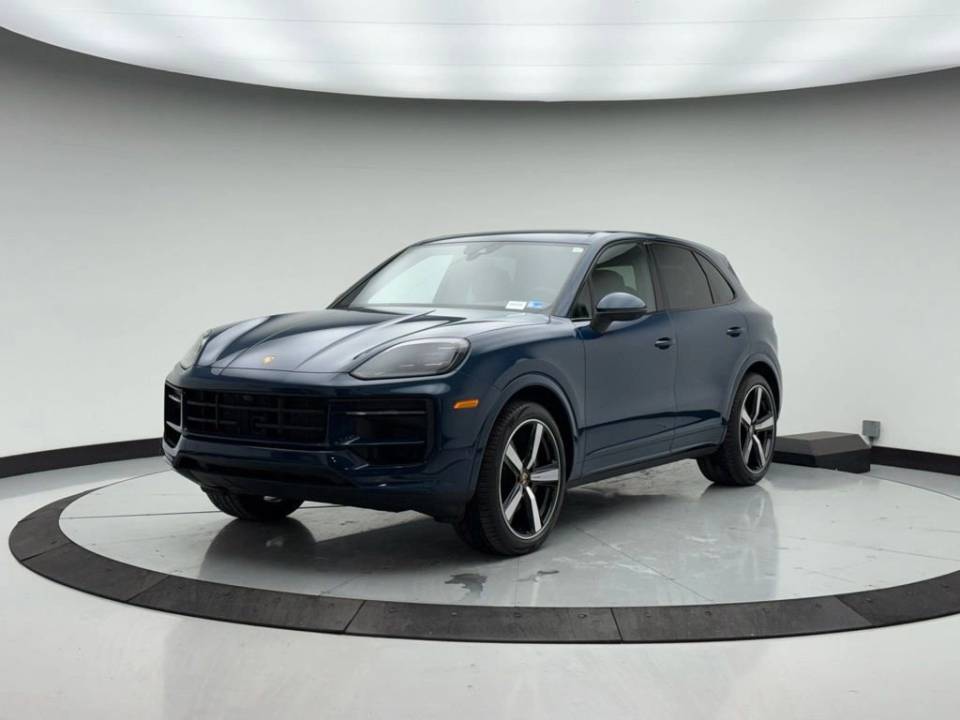 2025 Porsche Cayenne Base