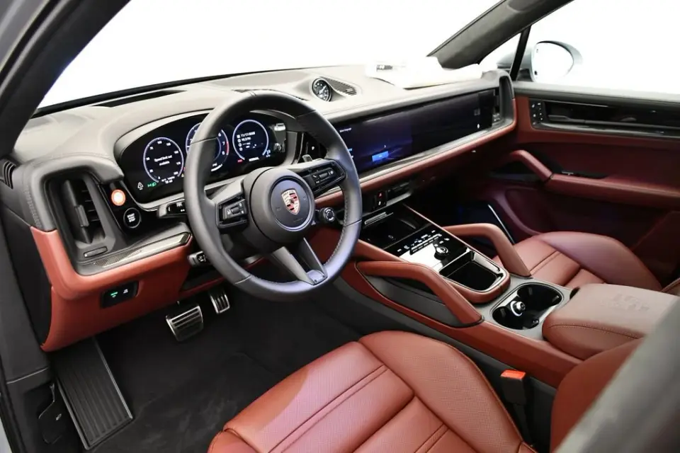 2026 Porsche Cayenne GTS - Photo 31