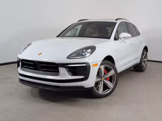 2026 Porsche Macan S's photo