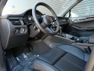 2026 Porsche Macan S - Photo 29