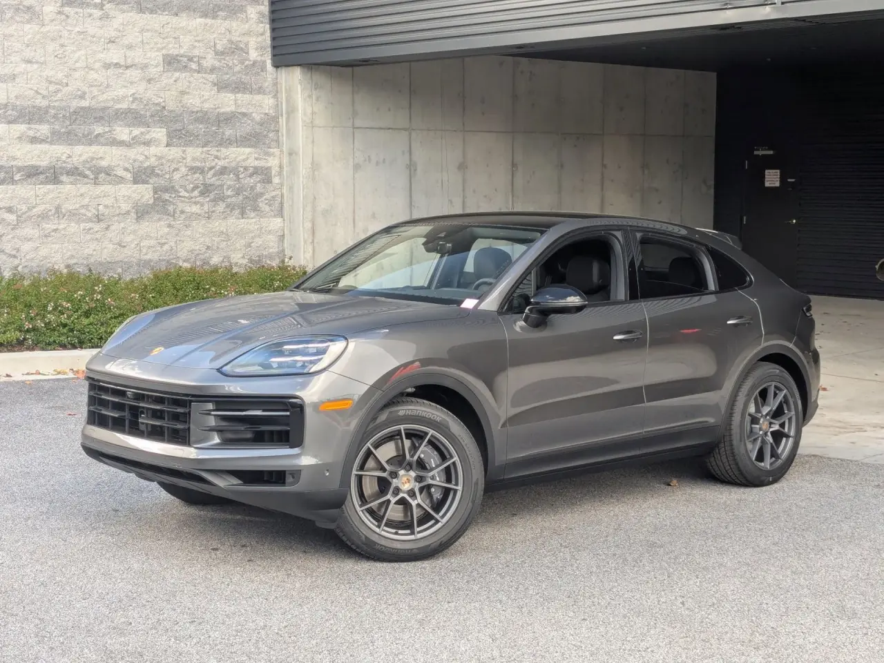 2026 Porsche Cayenne Coup Base - Photo 8