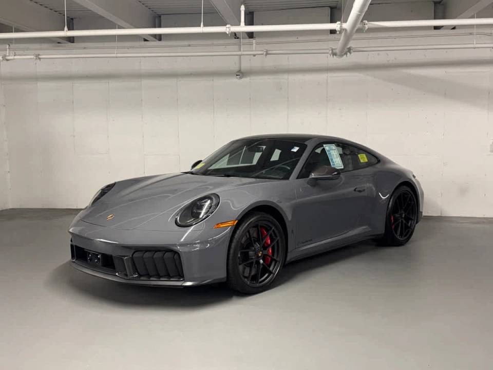 2025 Porsche 911 GTS