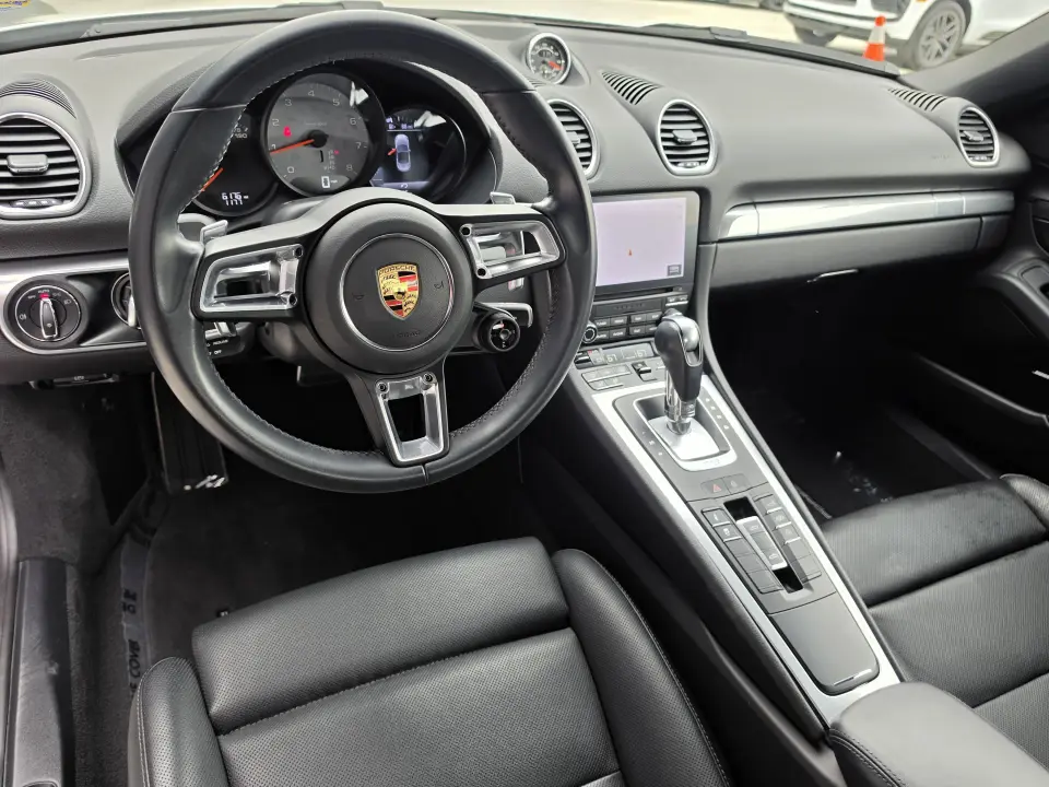 2024 Porsche 718 S - Photo 31