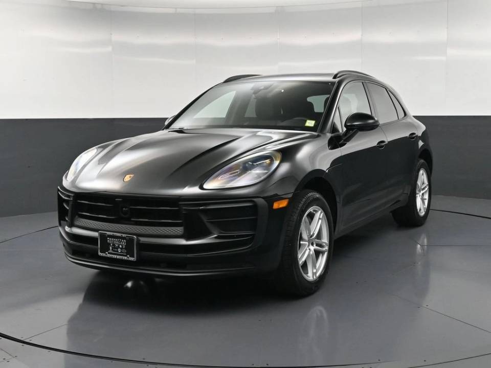 2026 Porsche Macan