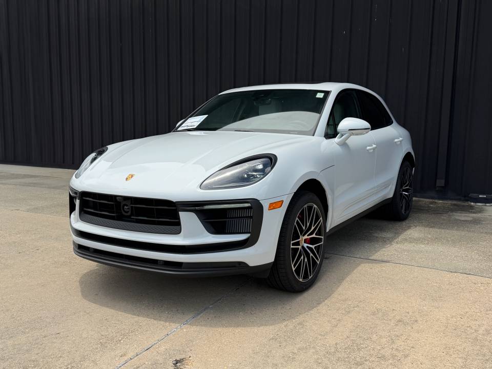 2026 Porsche Macan