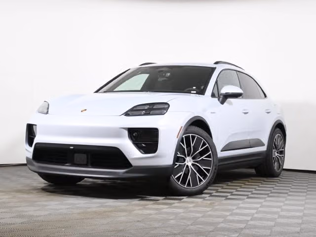 Used 2026 Porsche Macan Base with VIN WP1AA2XA5TL001672 for sale in Warwick, RI